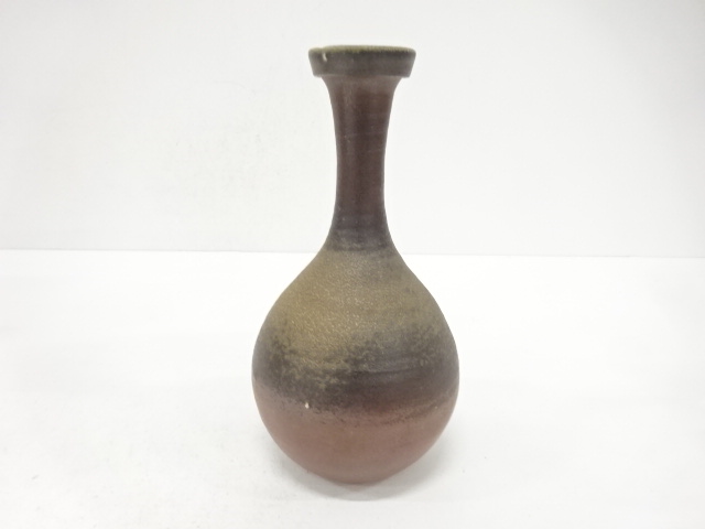  備前焼　柴岡信義造　花入